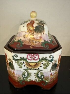 Decorative Rooster Ceramic Jar - Hand-Painted Multicolor Home Art